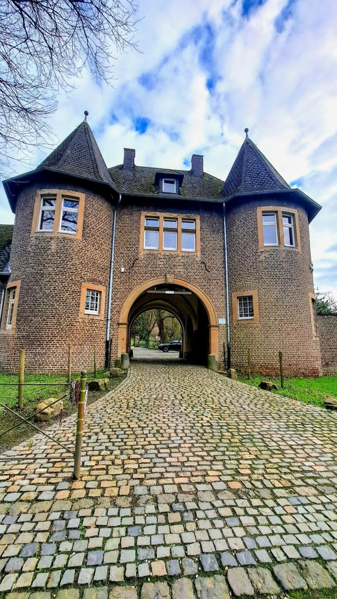 Apartments Am Schloss Rimburg Ubach-Palenberg Extérieur photo
