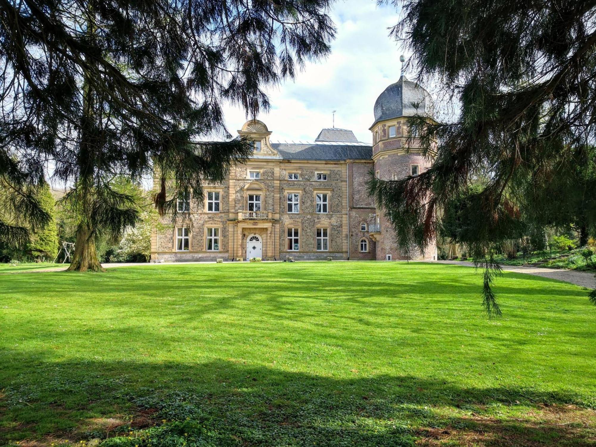 Apartments Am Schloss Rimburg Ubach-Palenberg Extérieur photo